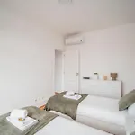 Bmyguest Collection - Alfama Tejo Apartment Lisbon