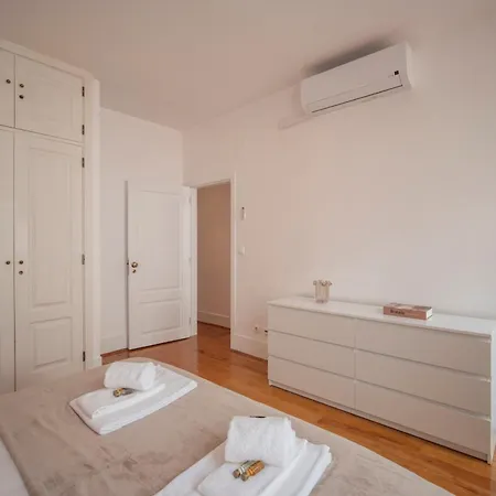 Bmyguest Collection - Alfama Tejo Apartamento *